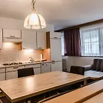 Grüner Fidelis Apartment *