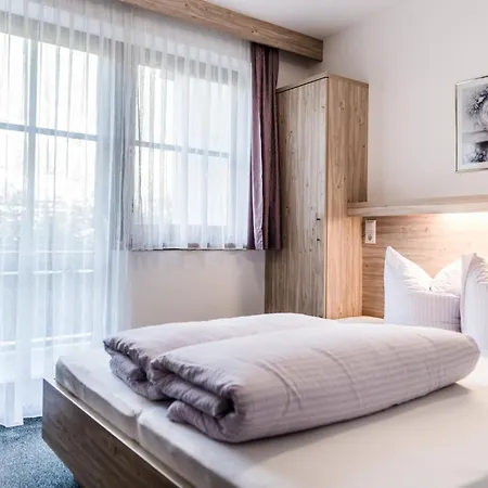 Grüner Fidelis Sölden