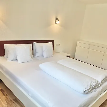 Gruener Fidelis * 솔덴